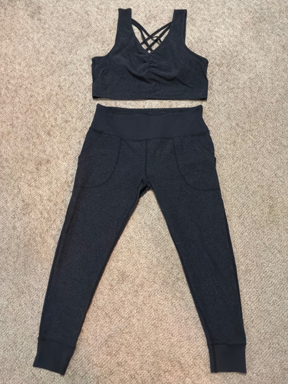 Zella Lola Live In SET: Sports Bra and Leggings